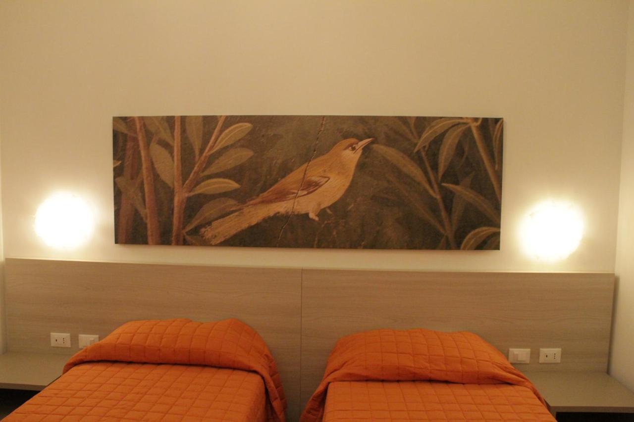 Italia Apartment Ortobotanic Garden Napoli Bagian luar foto