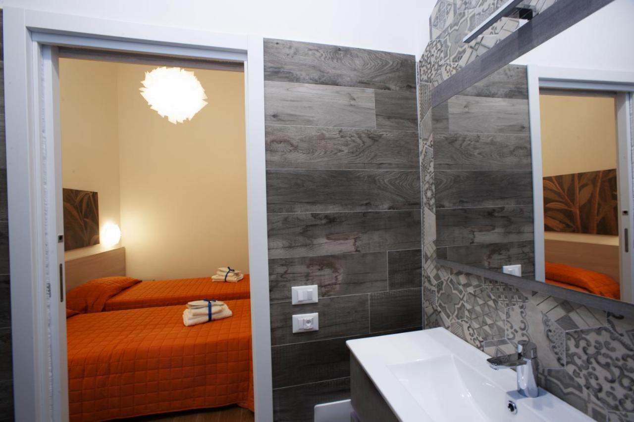 Italia Apartment Ortobotanic Garden Napoli Bagian luar foto